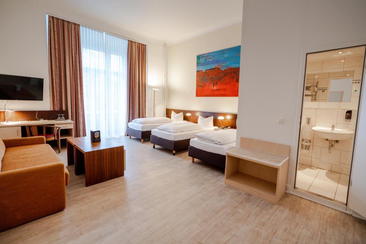 Hotel Tiergarten Berlino Esterno foto
