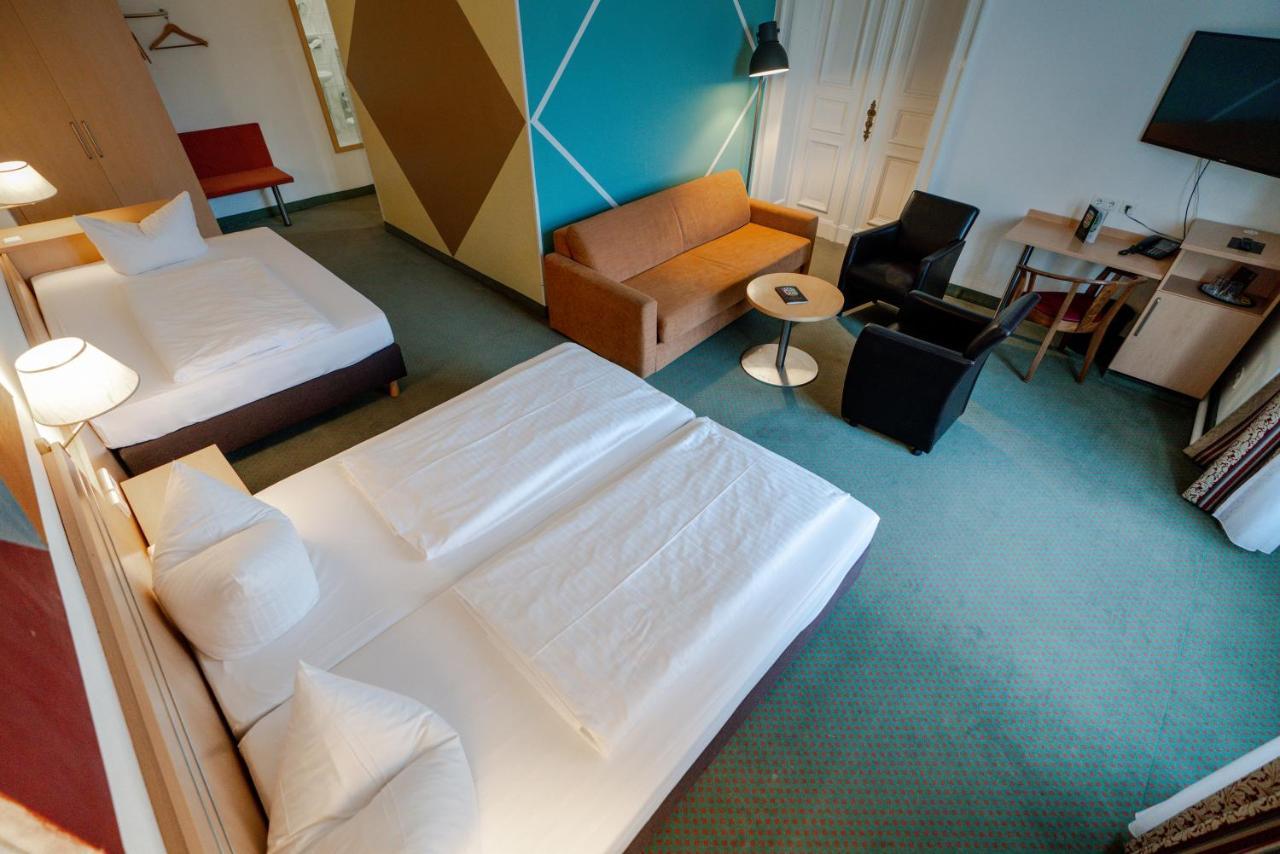 Hotel Tiergarten Berlino Esterno foto