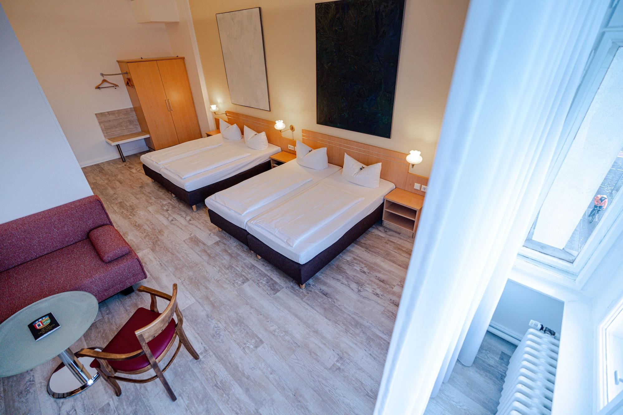 Hotel Tiergarten Berlino Esterno foto