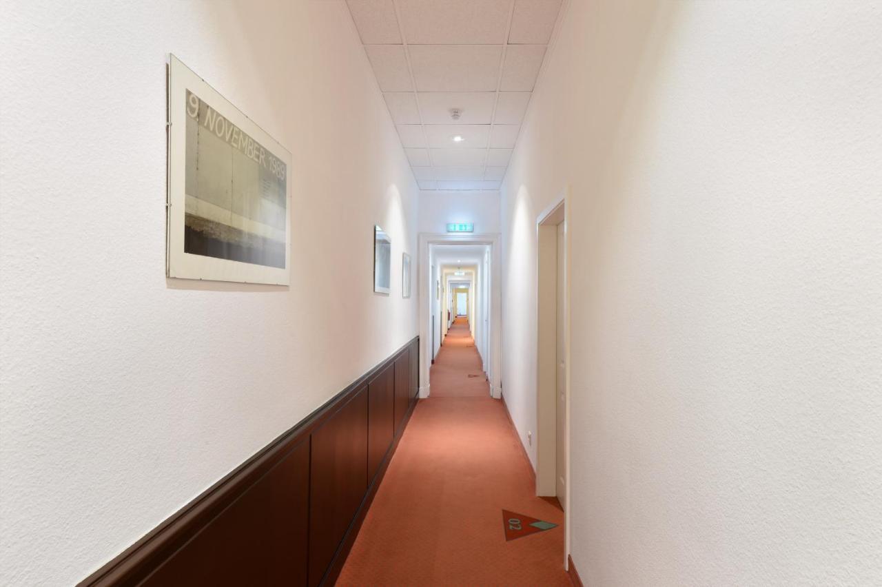 Hotel Tiergarten Berlino Esterno foto